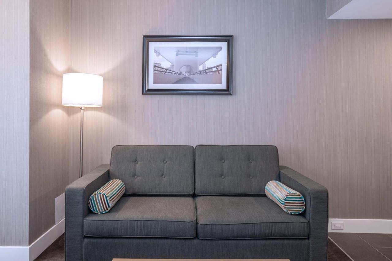 Sandman Signature Downtown 4*